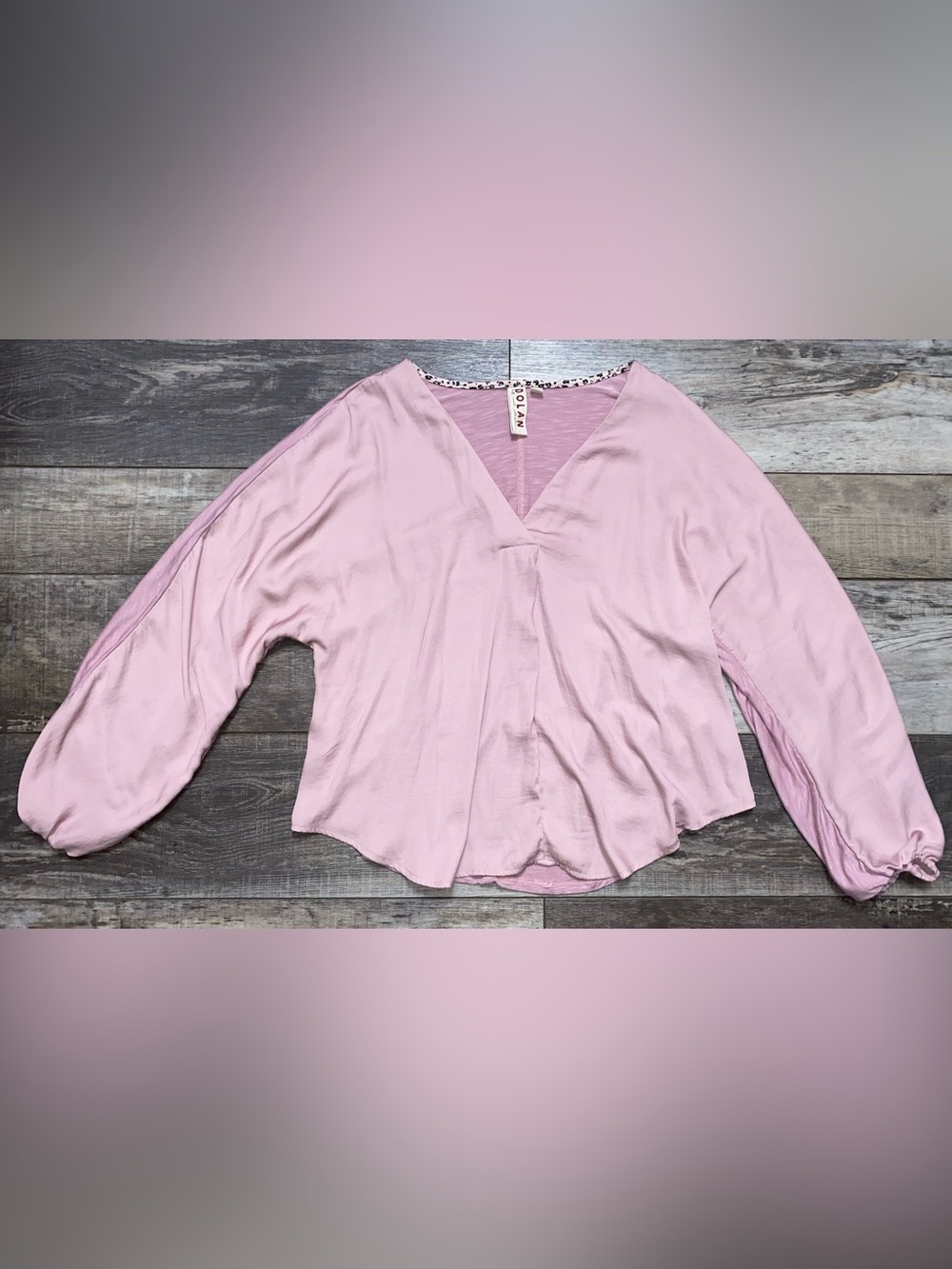 Anthropologie Dolan Pale Pink Mauve V-Neck Long Sleeve Blouse Medium Flowy Boho